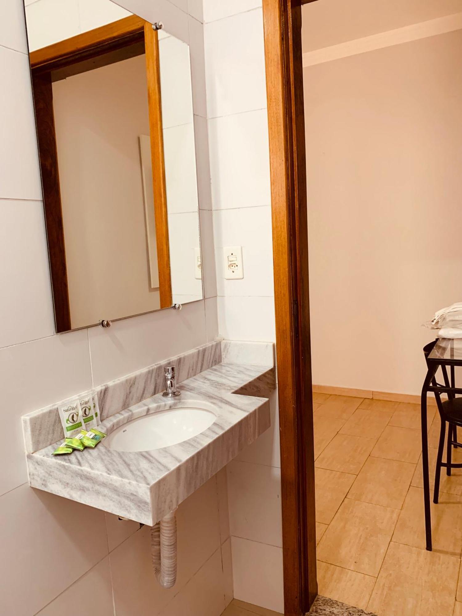 Hotel Belvedere Araras - Facil Acesso Hospital Sao Leopoldo E Faculdades Værelse billede